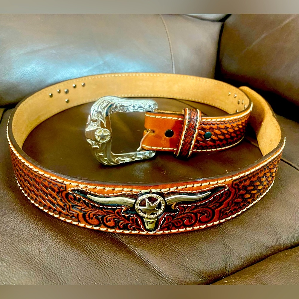 Vintage Texan Longhorn Style Leather Belt 
Size 38